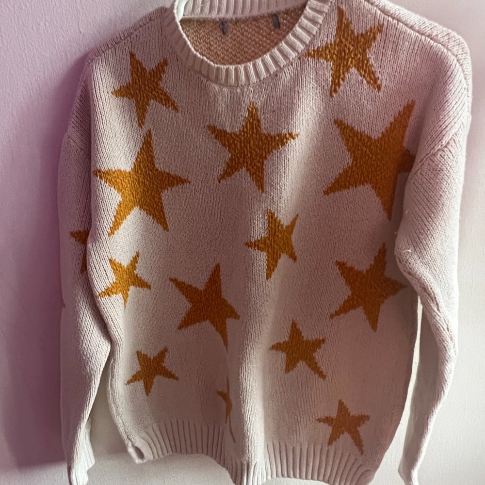 Star Sweater - Picture 2 of 8